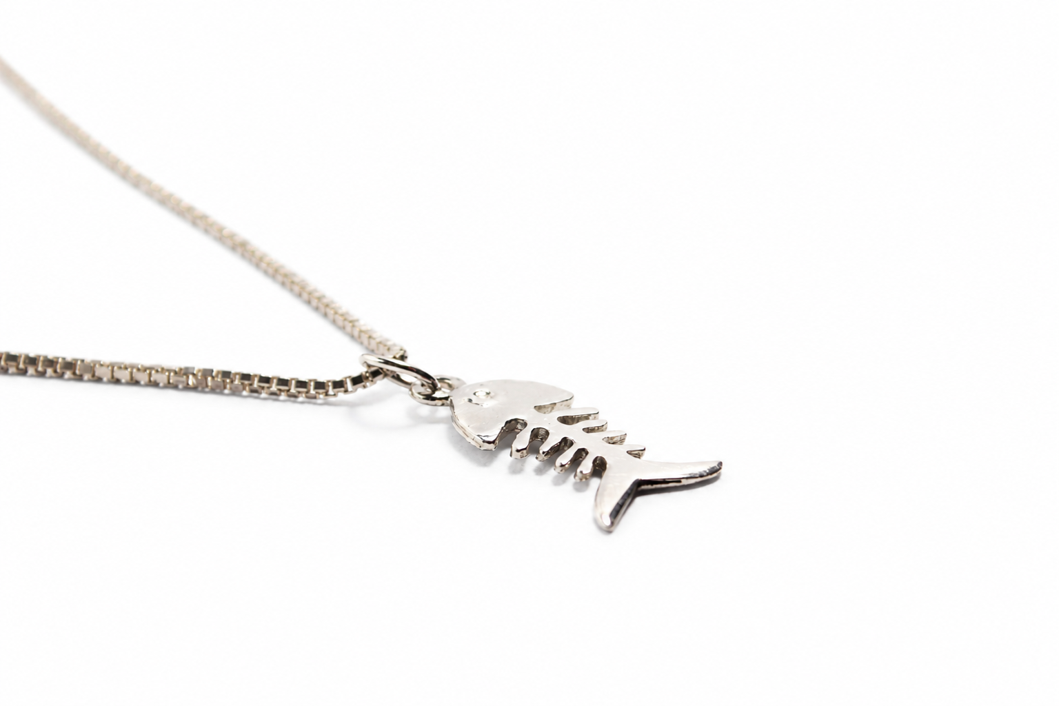Fish Bone Necklace in Sterling Silver 925 | Fish Skeleton Pendant | Handmade Ocean Jewelry | Minimal Nautical Necklace | Gift for Sea Lovers