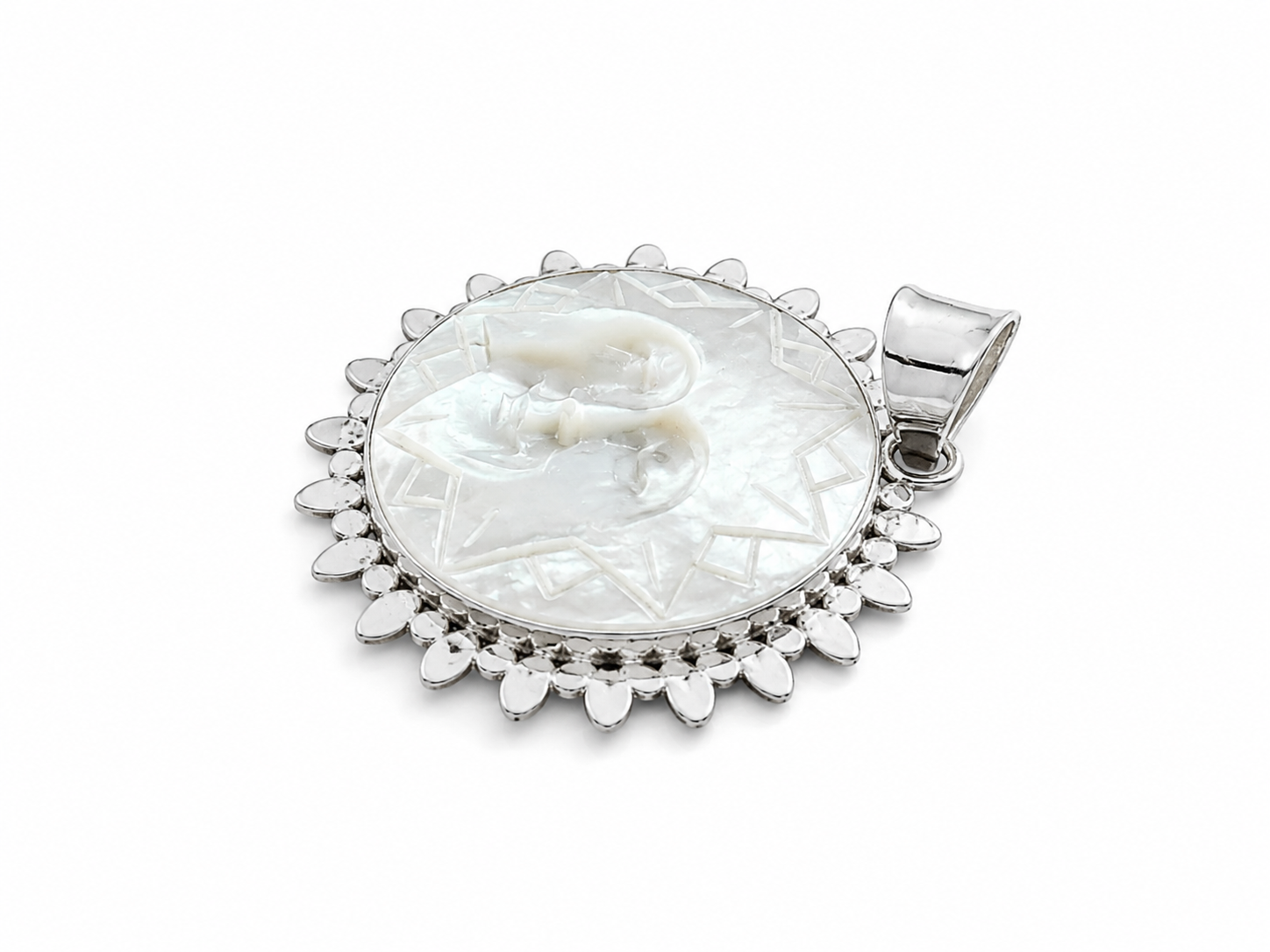 Mother of Pearl Sun Pendant | 925 Sterling Silver Celestial Necklace Charm | Handmade Bali Jewelry | 3.5 cm - immagine 6