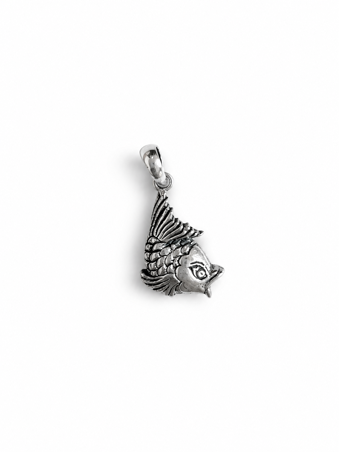 Sterling Silver Fish Pendant – Artisan Ocean-Inspired Jewelry - immagine 2