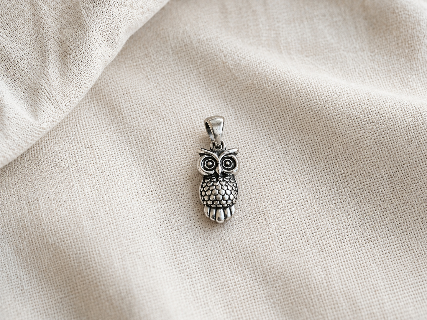 Sterling Silver Owl Pendant – Symbolic Wisdom & Protection Jewelry - immagine 4