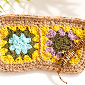 Ecru Multicolor Crochet Clutch with Beaded Crocodile Charm – Handmade Boho Pochette