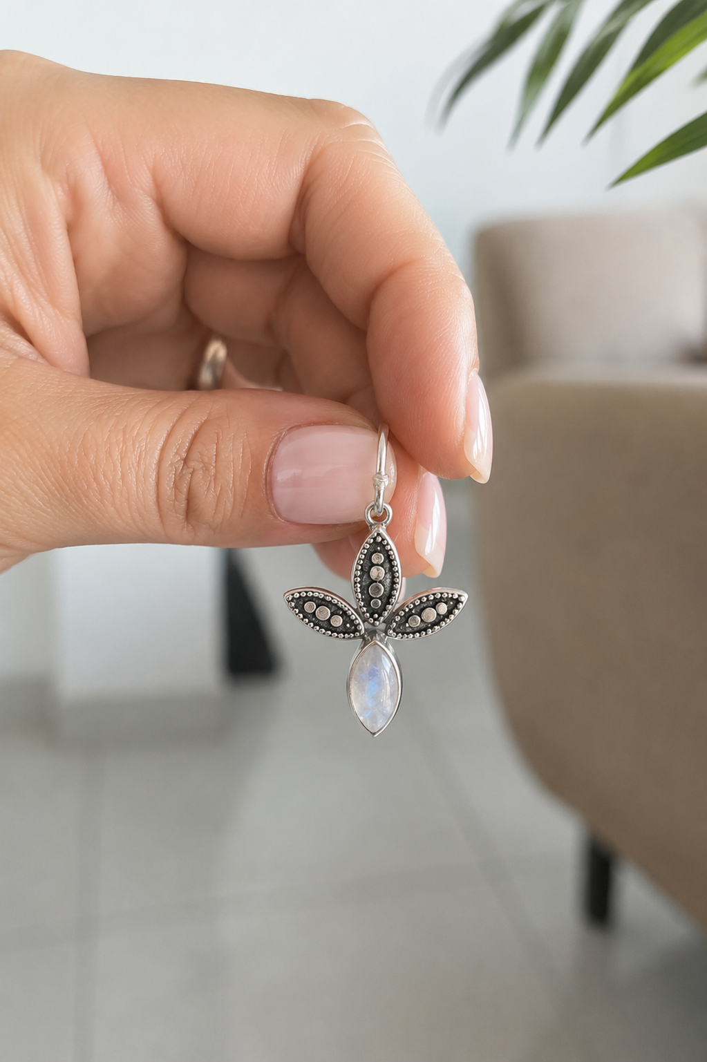 Moonstone Lotus Earrings – Handcrafted 925 Sterling Silver Jewelry - immagine 5